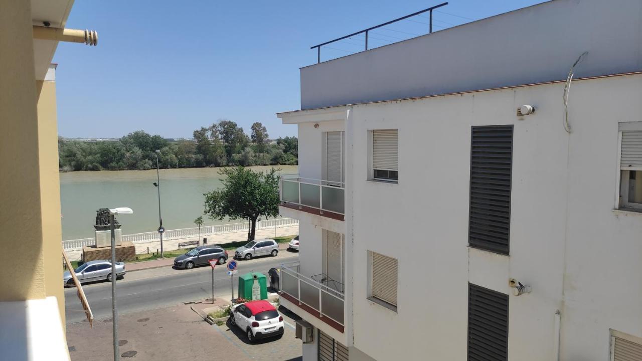 Habitacion Doble Con Aseo Compartido Coria Del Rio Bagian luar foto